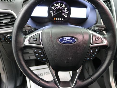 Used 2023 Ford Edge SEL w/ Convenience Package image 15