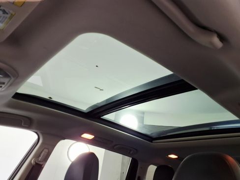 Used 2022 Subaru Ascent Touring image 17