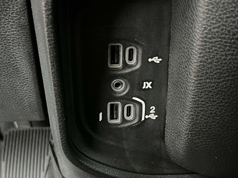 Used 2019 RAM 2500 Big Horn image 35