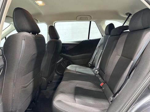Used 2021 Subaru Outback 2.5i image 16