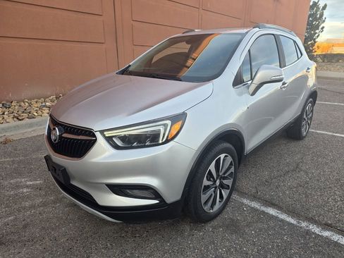 Used 2018 Buick Encore Essence image 3