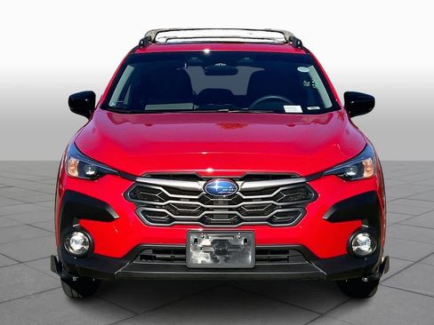 Used 2025 Subaru Crosstrek 2.0i Premium image 3