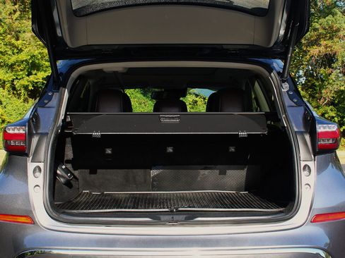 Used 2023 Nissan Murano Platinum w/ Cargo Package image 11