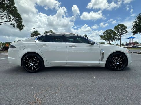 Used 2009 Jaguar XF Luxury RWD image 8