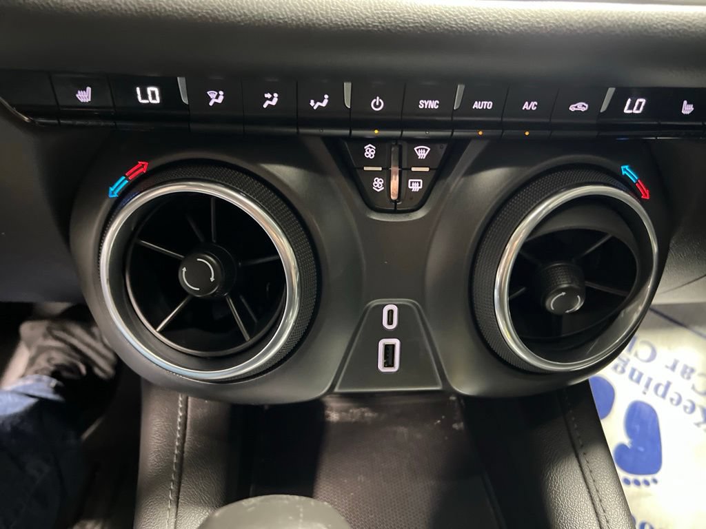 Used 2019 Chevrolet Blazer LT w/ Sun and Wheels Package FWD image 38