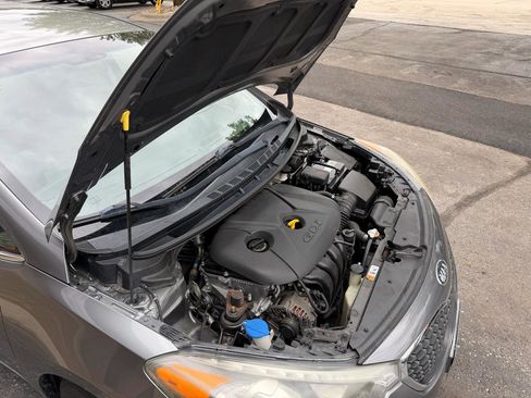 Used 2015 Kia Forte EX FWD image 28