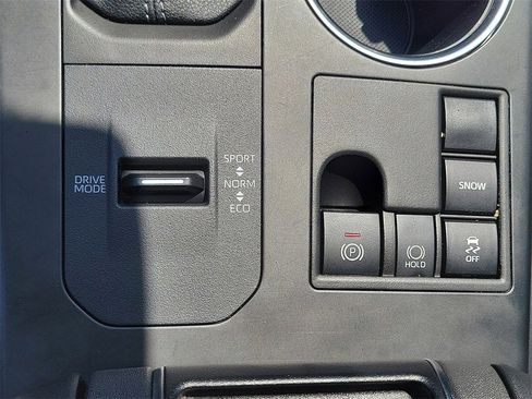 Used 2023 Toyota Highlander XSE image 13