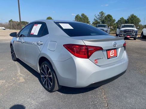 Used 2018 Toyota Corolla SE image 5
