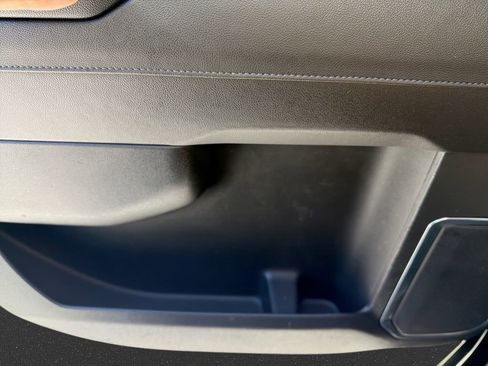 Used 2025 Chevrolet Silverado 1500 LT image 31