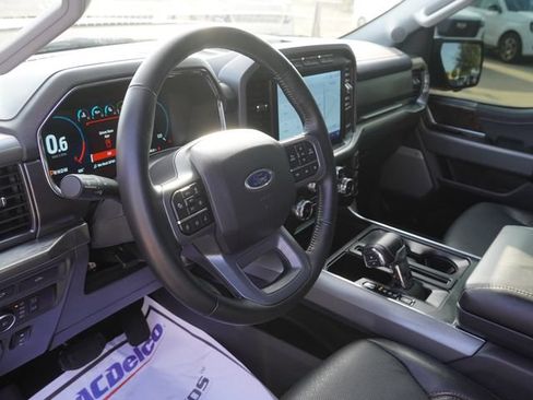 Used 2022 Ford F150 Lariat AWD/4WD image 18
