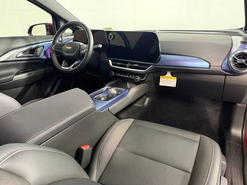 Used 2024 Chevrolet Equinox EV LT FWD image 15