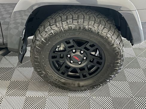 Used 2024 Toyota 4Runner SR5 Premium w/ Moonroof Package AWD/4WD image 11