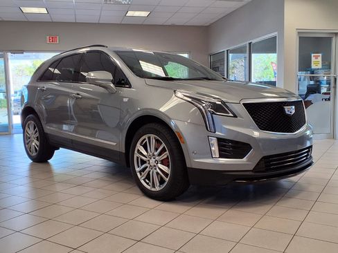 Certified 2024 Cadillac XT5 Sportv w/ Technology Package AWD/4WD image 6
