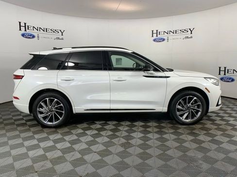 New 2025 Lincoln Corsair Grand Touring w/ Equipment Group 302A AWD/4WD image 9