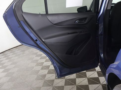 Used 2024 Chevrolet Equinox LT w/ LPO, Floor Liner Package FWD image 23