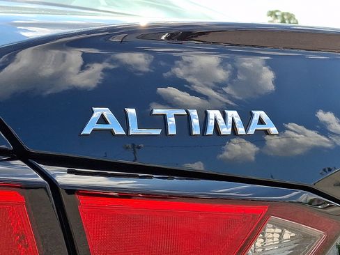 Certified 2022 Nissan Altima 2.5 SL FWD image 30