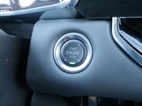 Certified 2025 GMC Canyon Elevation w/ Convenience Package image 25