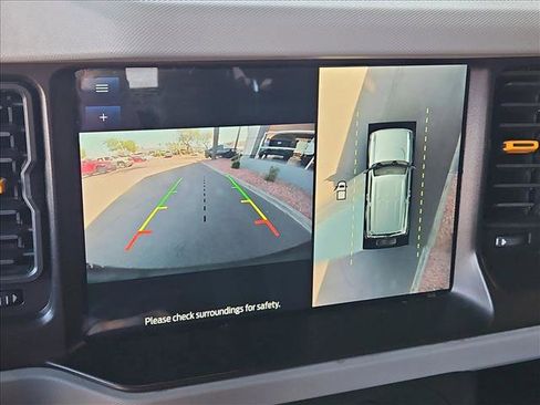 Used 2021 Ford Bronco Badlands image 17