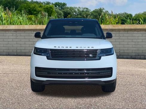 New 2026 Land Rover Range Rover Long Wheelbase SE AWD/4WD image 2