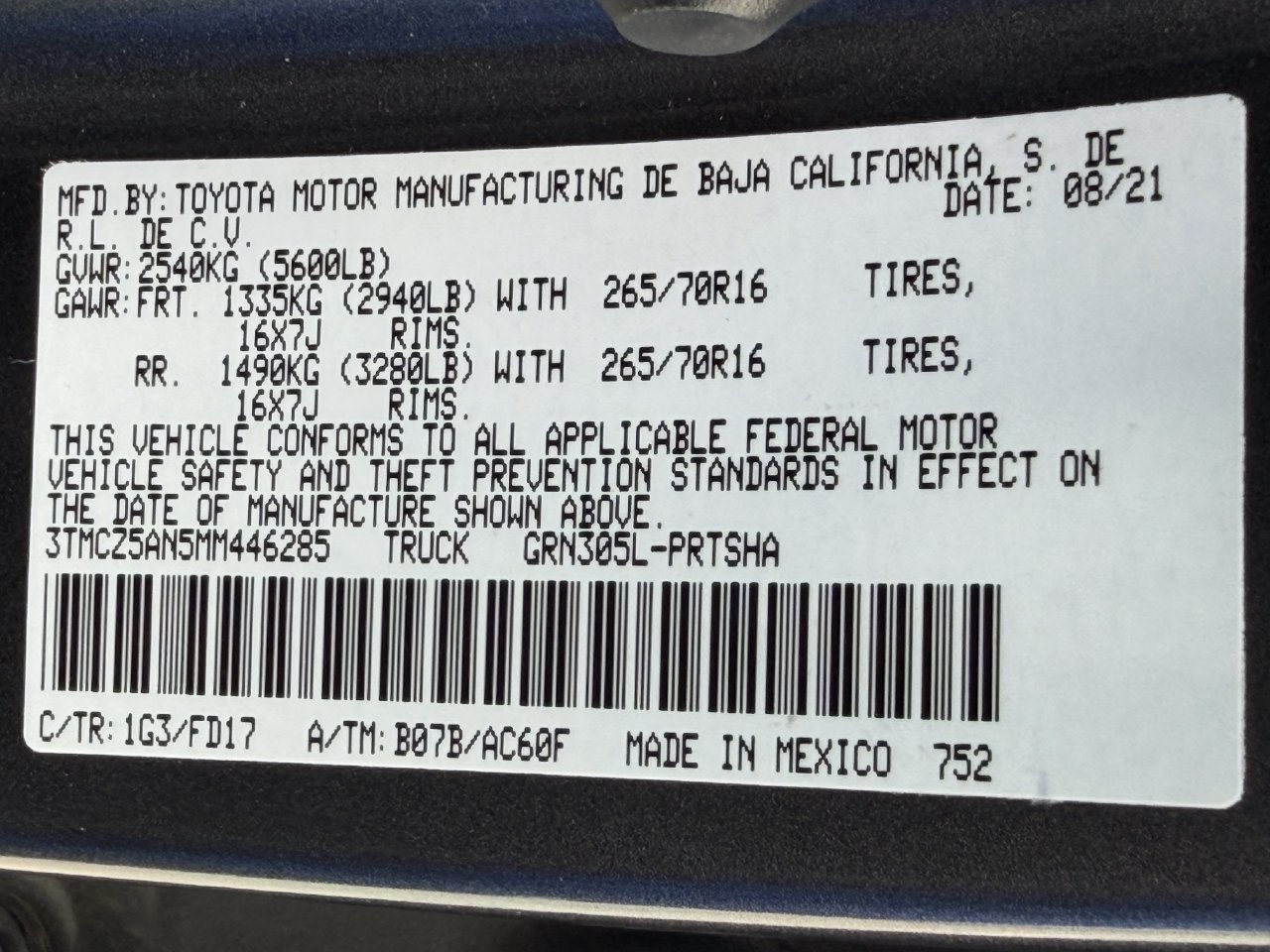 Used 2021 Toyota Tacoma TRD Off-Road w/ Technology Package AWD/4WD image 28