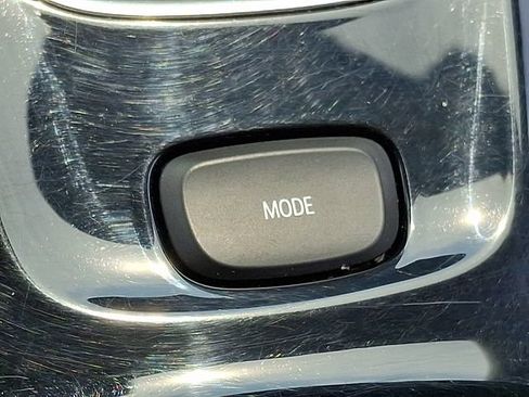 Certified 2023 Buick Envision Essence w/ Sport Touring Package FWD image 27