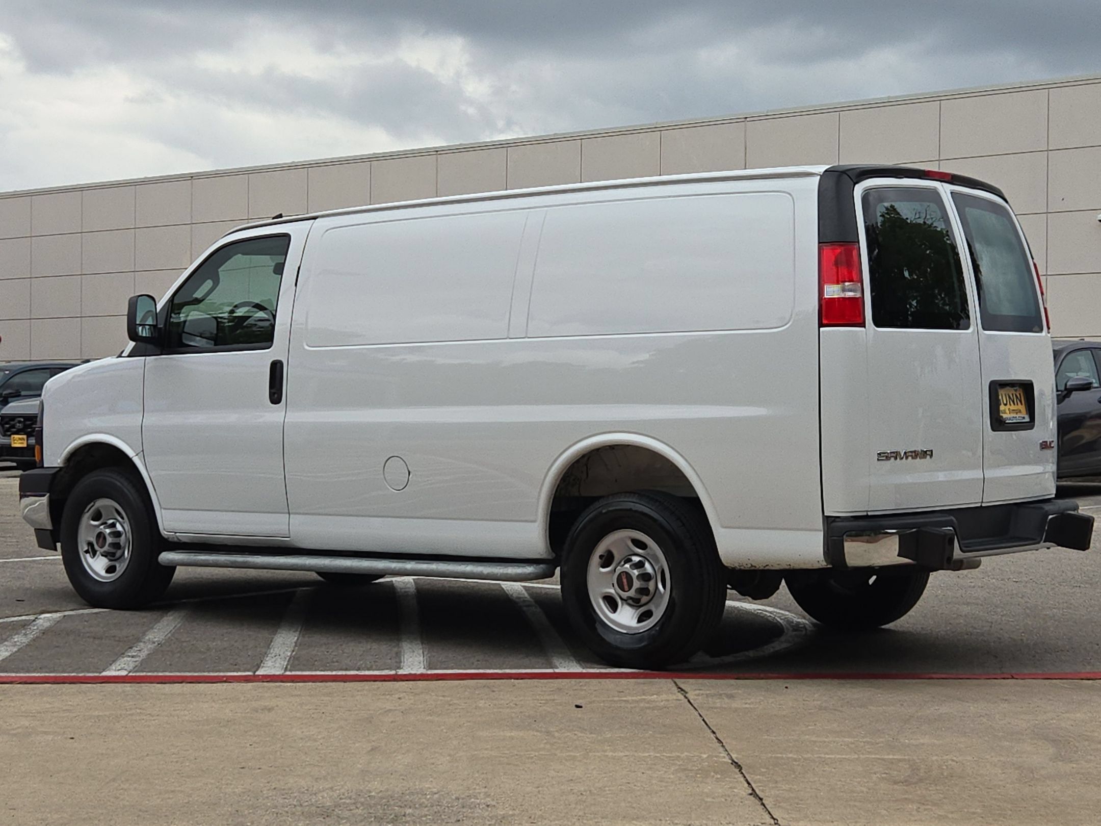 Used 2025 GMC Savana 2500 w/ Driver Convenience Package RWD image 6