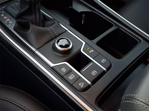 Used 2025 Kia Sorento S image 20