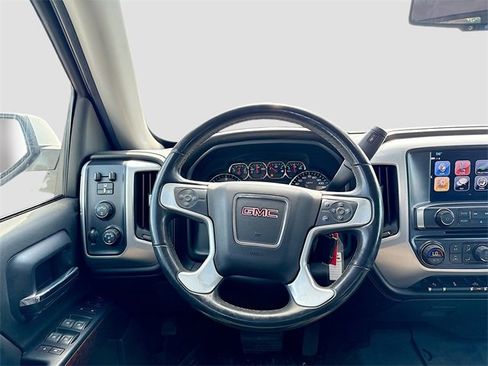 Used 2018 GMC Sierra 1500 SLE w/ SLE Value Package image 19