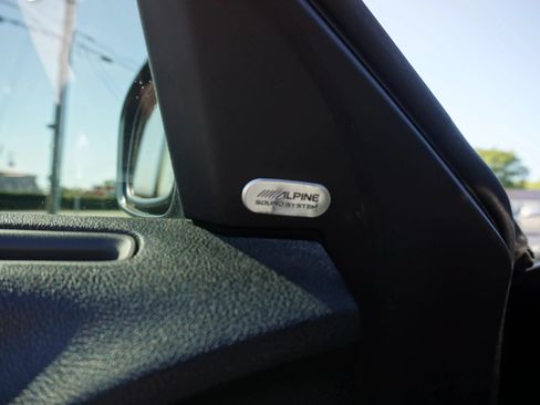 Used 2016 Dodge Charger R/T w/ Plus Group RWD image 15