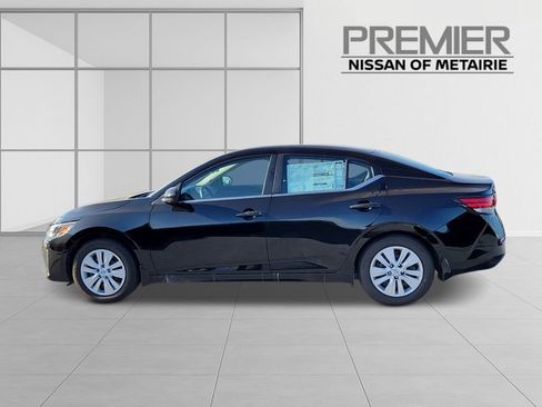 New 2025 Nissan Sentra S image 3