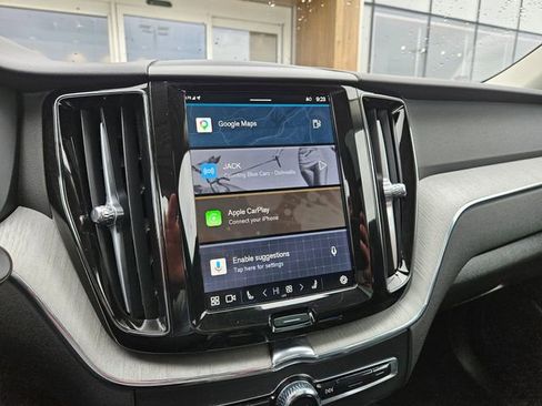 Certified 2025 Volvo XC60 B5 Plus AWD/4WD image 24