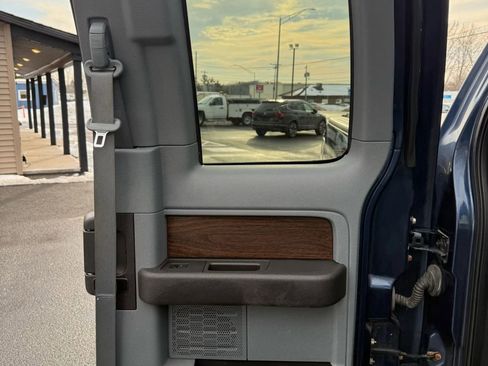 Used 2013 Ford F150 Lariat w/ Mid Equipment Group image 18