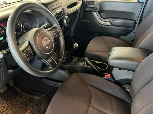 Used 2014 Jeep Wrangler Sport AWD/4WD image 9