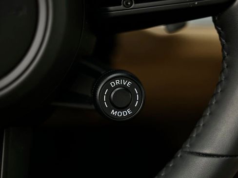 Certified 2026 Porsche Cayenne Coupe image 38