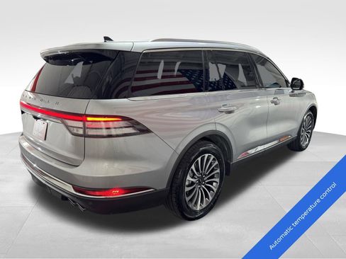 Used 2021 Lincoln Aviator Reserve w/ Elements Package Plus image 4