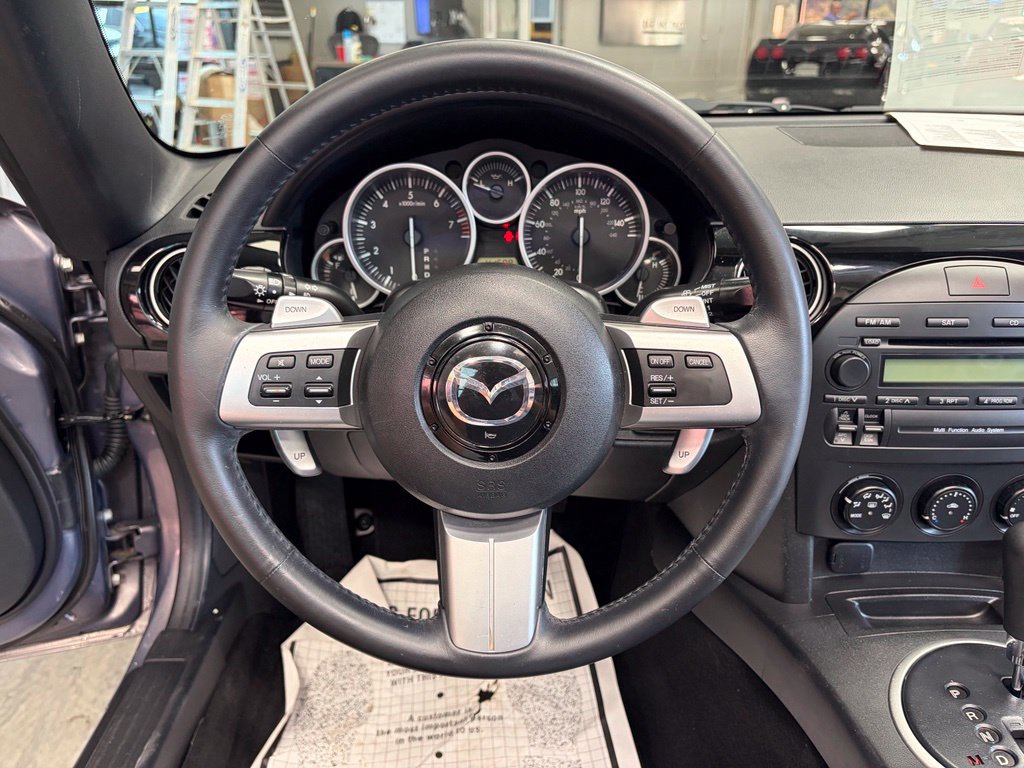 Used 2007 MAZDA MX-5 Miata Touring RWD image 7
