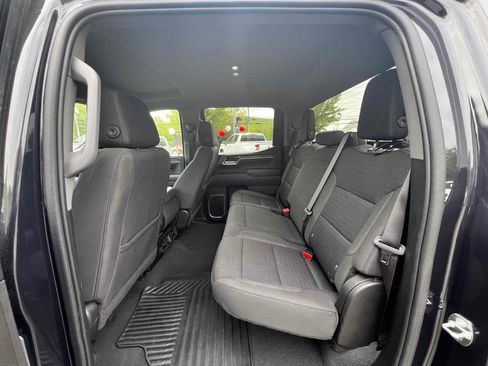 Used 2022 Chevrolet Silverado 1500 LT image 17