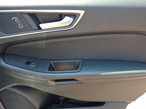 Used 2024 Ford Edge SEL AWD/4WD image 10