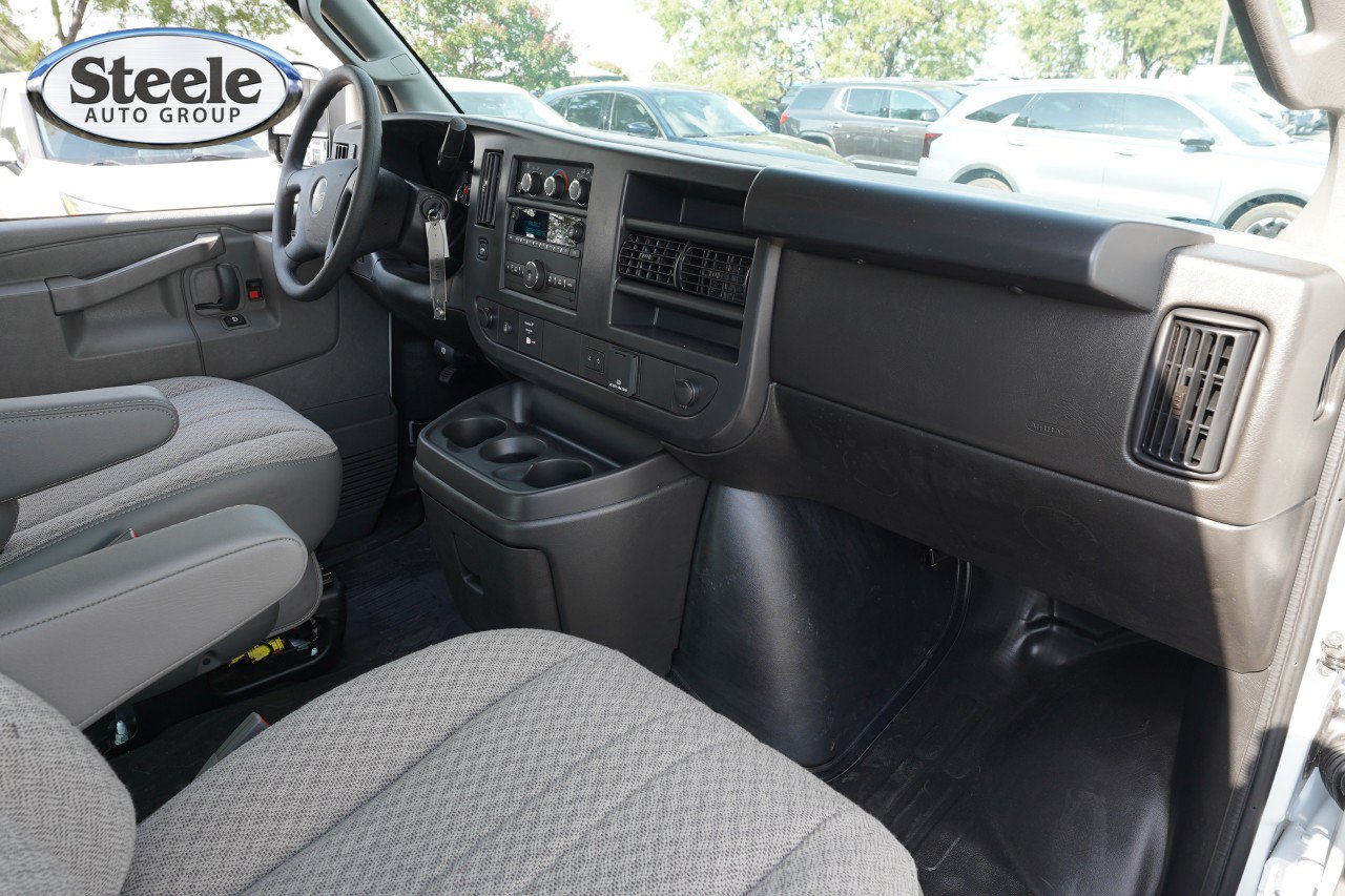New 2026 GMC Savana 2500 Extended w/ Driver Convenience Package RWD image 24