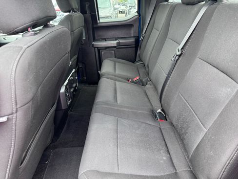 Used 2018 Ford F150 XLT w/ Equipment Group 302A Luxury AWD/4WD image 9