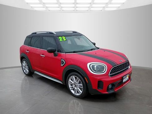 Used 2023 MINI Cooper Countryman S FWD image 2