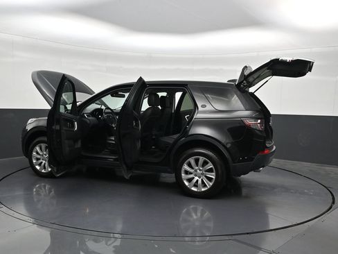 Used 2018 Land Rover Discovery Sport SE AWD/4WD image 33