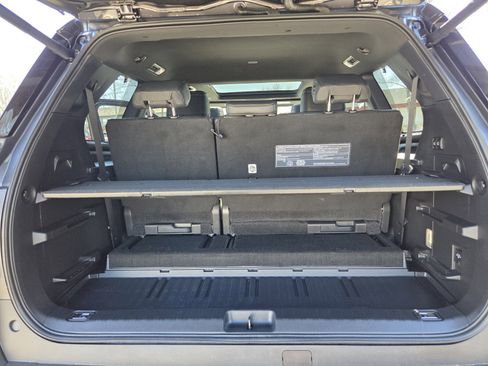Certified 2024 Toyota Sequoia Platinum image 31
