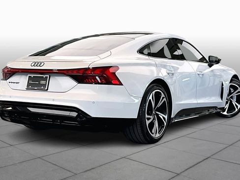 Certified 2024 Audi e-tron GT Premium Plus image 12