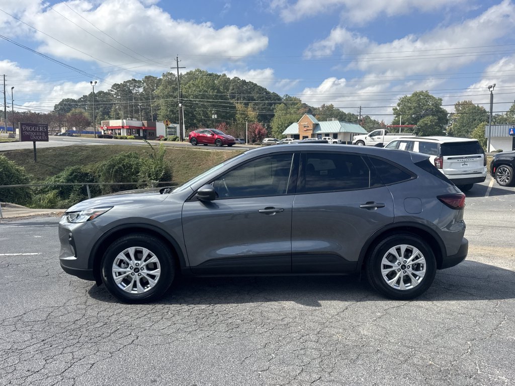 Used 2025 Ford Escape Active w/ Tech Pack #1 FWD image 4