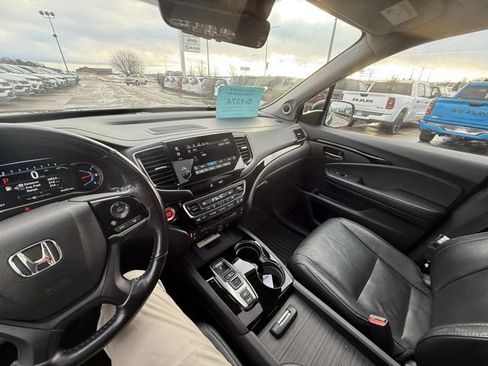 Used 2019 Honda Pilot Elite image 19