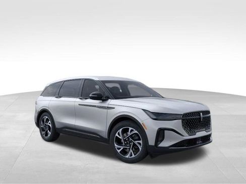 New 2026 Lincoln Nautilus Premier w/ Equipment Group 102A image 29