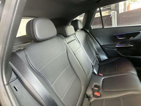 Used 2026 Mercedes-Benz GLC 300 image 26
