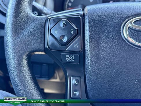 Used 2022 Toyota Tacoma 4x4 Access Cab image 17