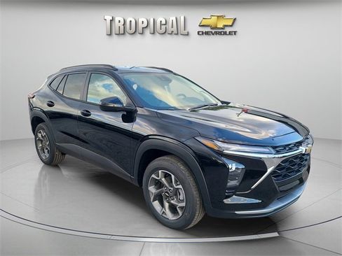 New 2026 Chevrolet Trax LT image 7